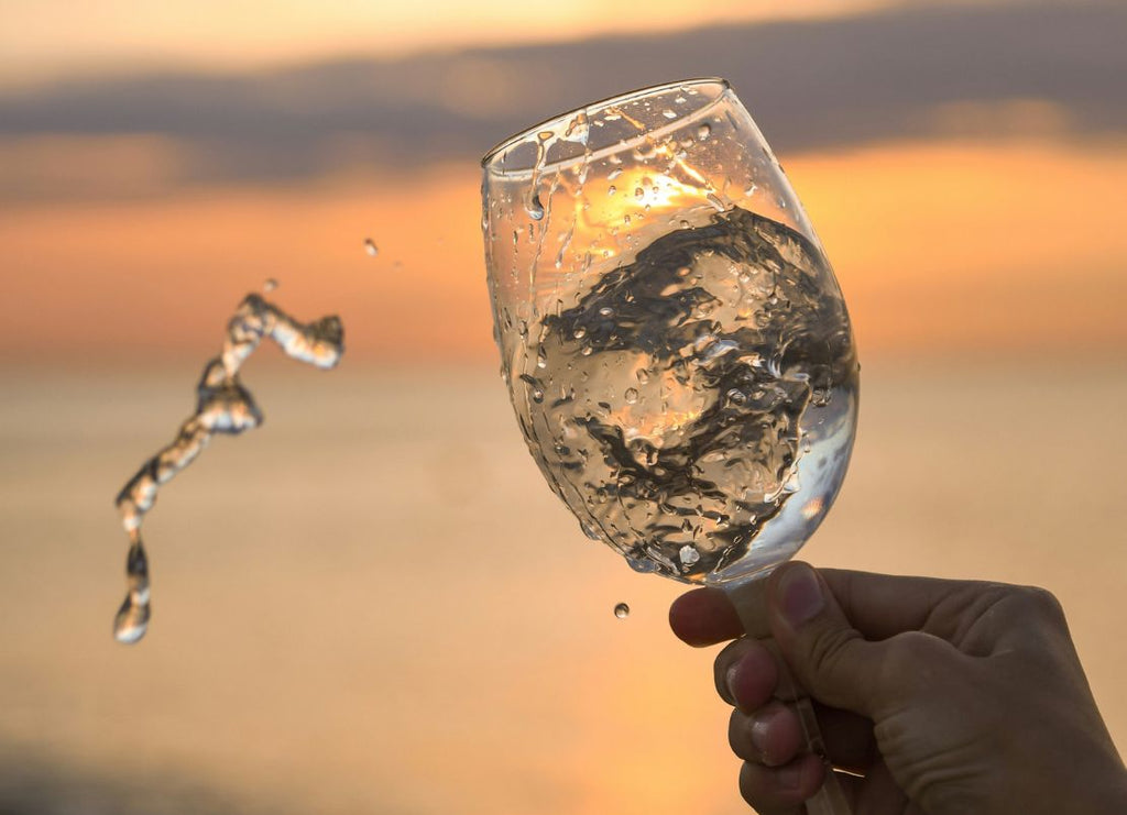 0.0% vs Low-Alcohol vs Dealcoholized Wine: What’s the Difference?