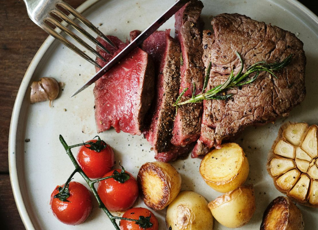 Quick Leg of Lamb with Sautéed Summer Vegetables – A Perfect Pairing for Red Wine Lovers
