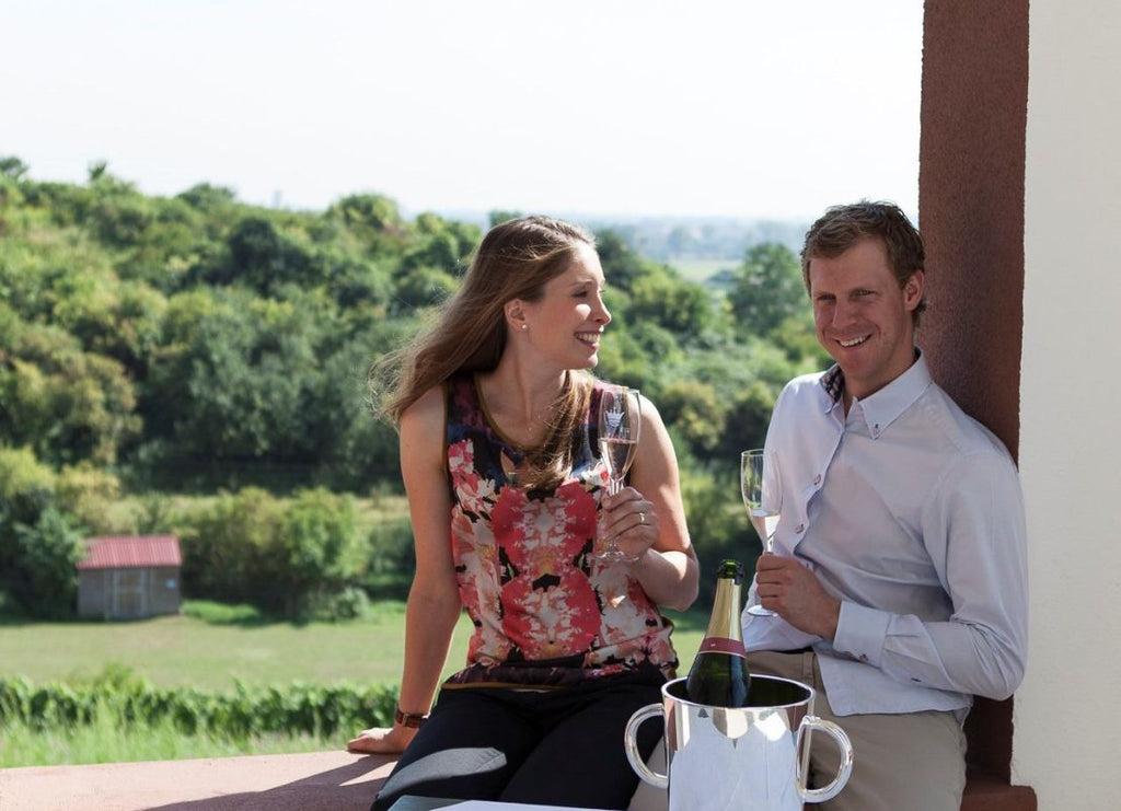 Top 10 Non-Alcoholic Wines for Sober October 2025