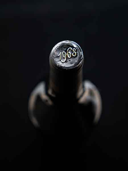 Cap of Fundacion 1963 Reserva 2012 Red Wine