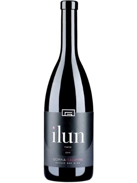 Bottle of Ilun 2019 Red Wine