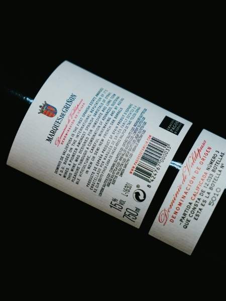 Back details of Marques de Griñon 2016