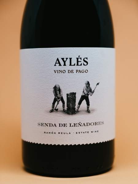 Front White Label with Logo of Senda de Lenadores