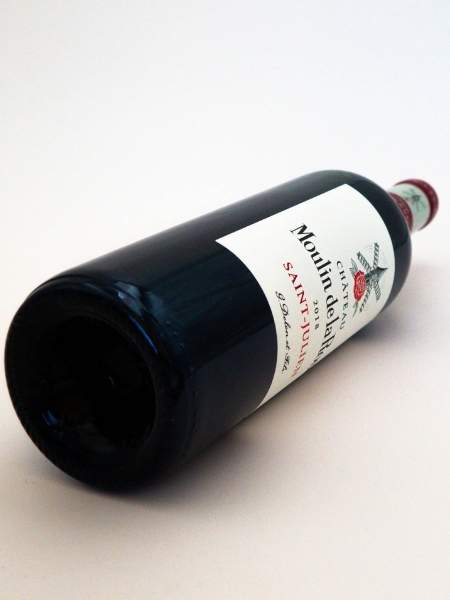 Château Moulin de la Rose 2018 Red Wine Side Bottle