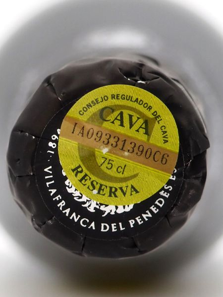 DO Cava label of Reserva Nigrum Sparkling wine brut