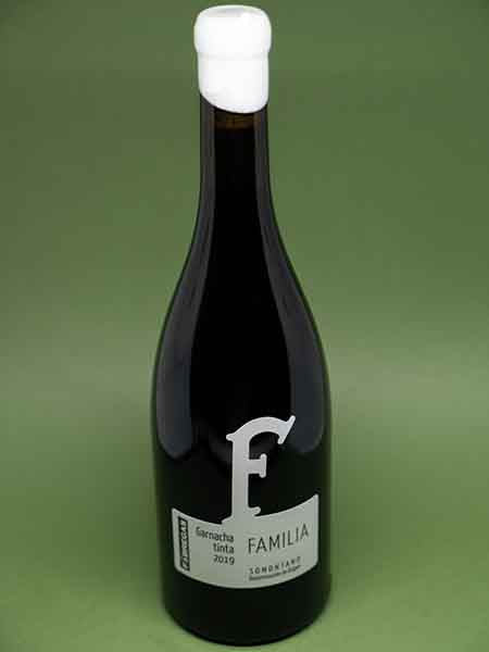 Top View of Fabregas Garnacha Tinta 2019 Red Wine