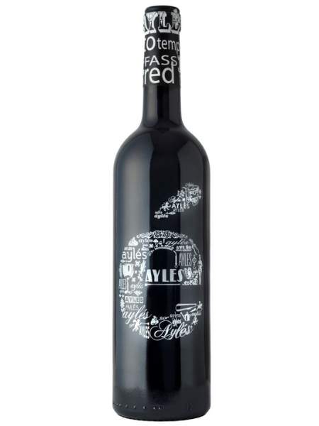 Bottle of Pago E 2015 Red Wine