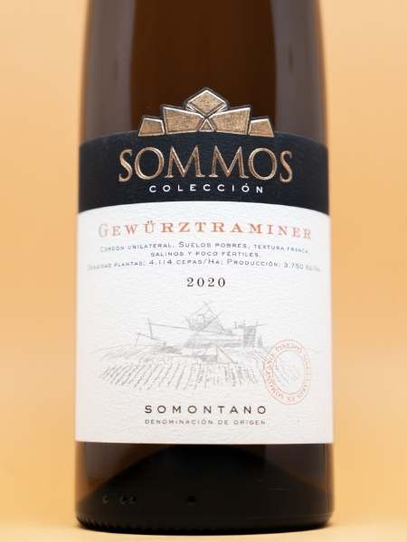 Front White and Gold Label with Logo of Sommos Coleccion